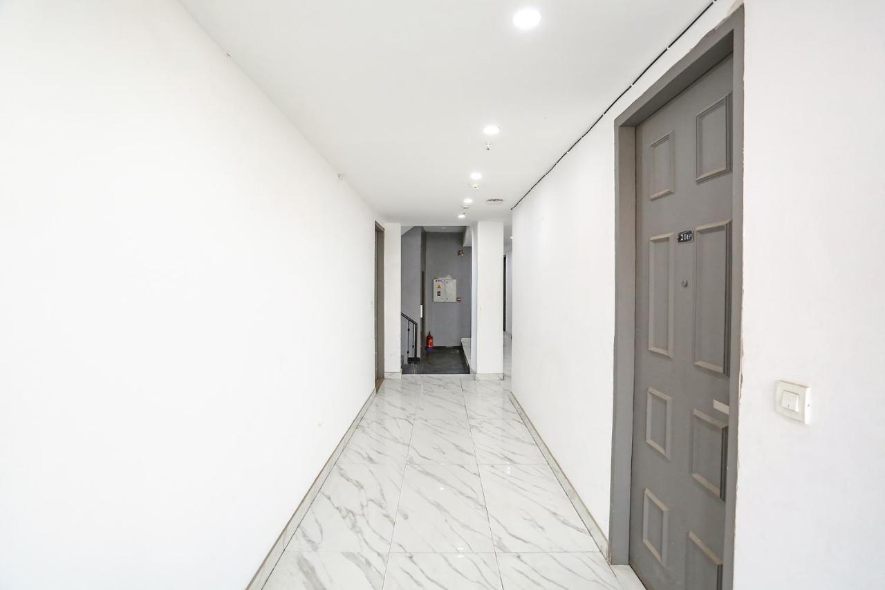 Fabhotel Vat - Meera Bagh 델리 외부 사진
