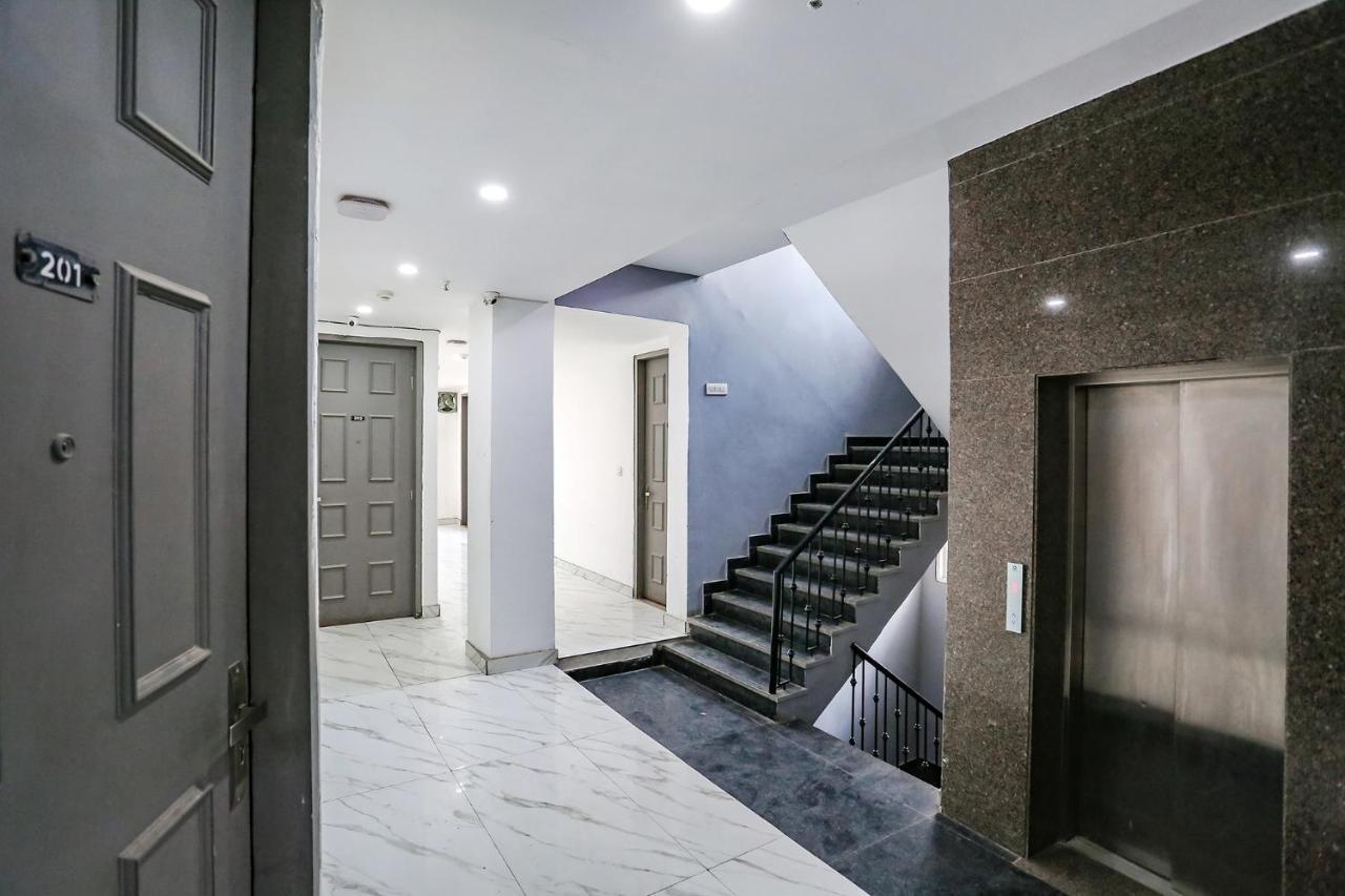 Fabhotel Vat - Meera Bagh 델리 외부 사진