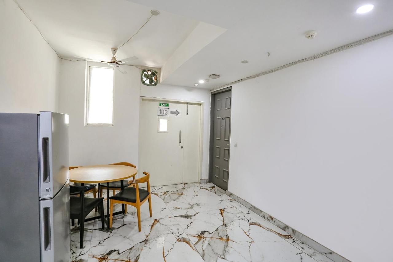 Fabhotel Vat - Meera Bagh 델리 외부 사진